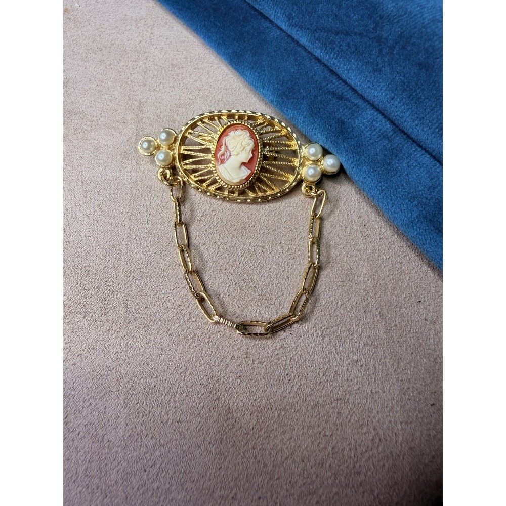 Vintage Victorian Revival Cameo Brooch Pin Gold Tone Swag Chain Accent